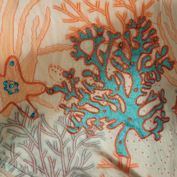 Soft Surroundings Orange and White 3/4 Sleeve Coral Print Button Down Shirt. Siz - Picture 5 of 6